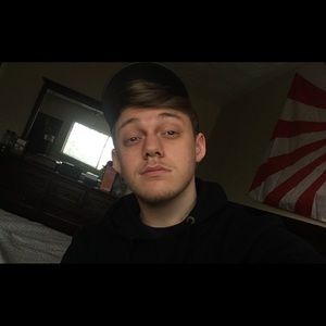 Meet your Posher, Kyle